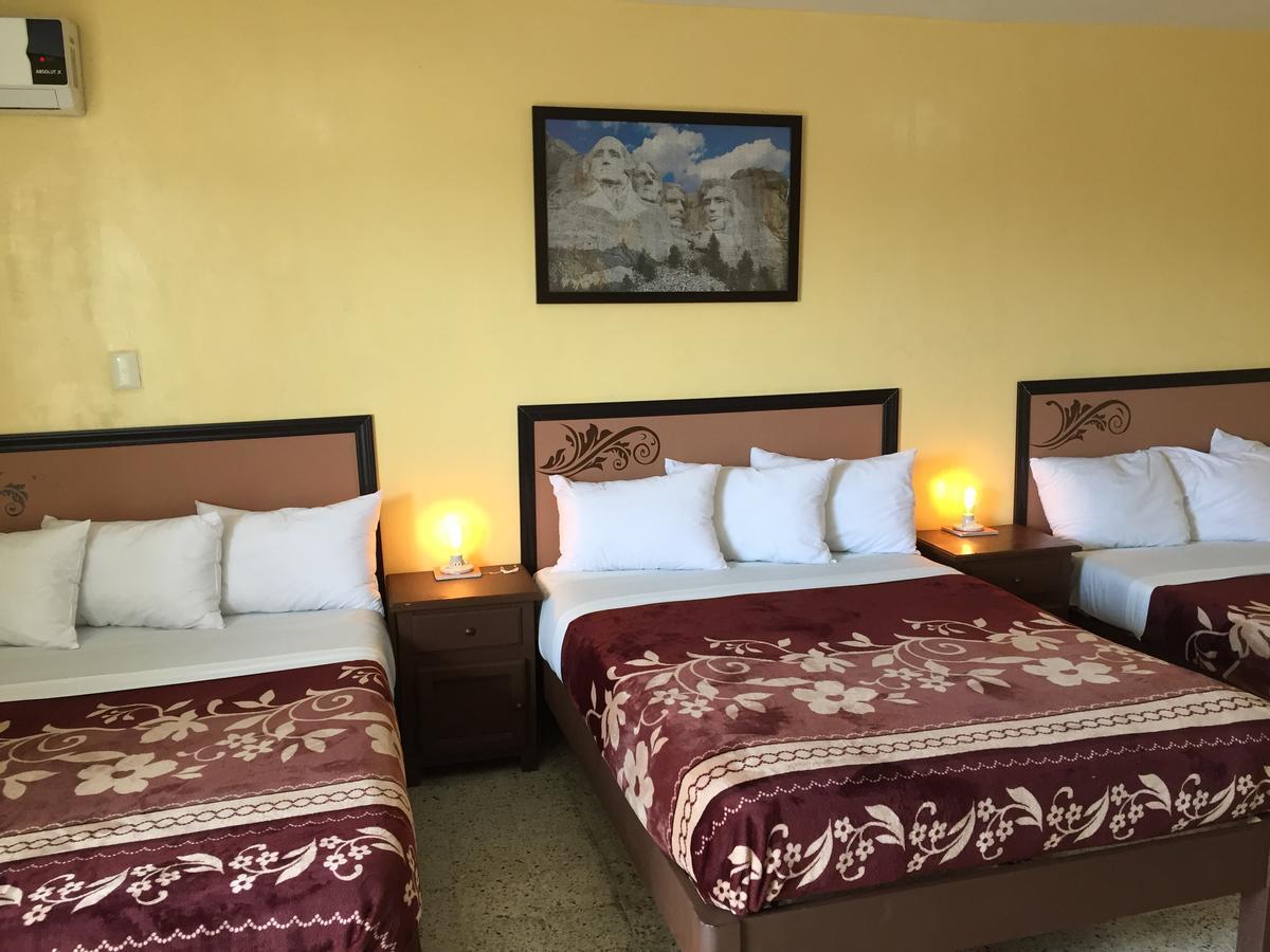 Hotel Del Centro Córdoba Esterno foto